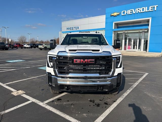 New 2026 GMC Sierra 2500 Pro w/ Max Trailering Package image 9
