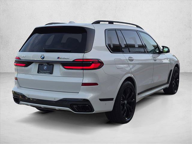 Used 2027 BMW X7 M60i AWD/4WD image 2