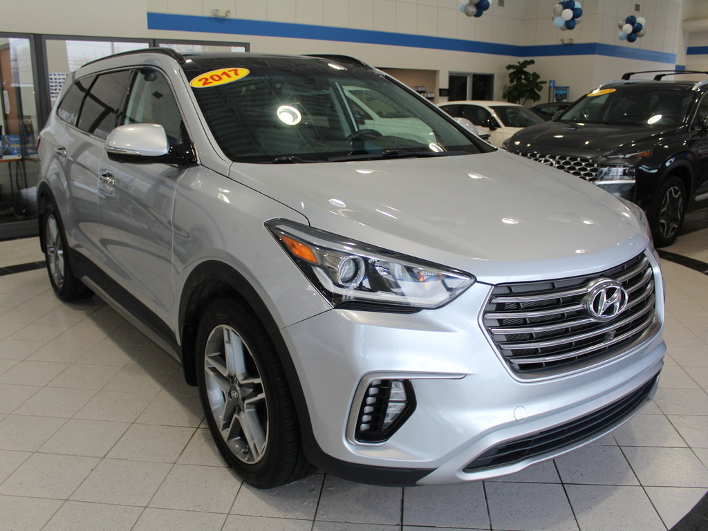 Used 2017 Hyundai Santa Fe Limited image 3