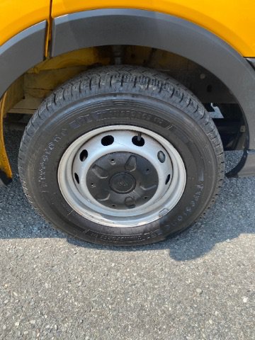 Used 2019 Ford Transit 150 XL RWD image 26