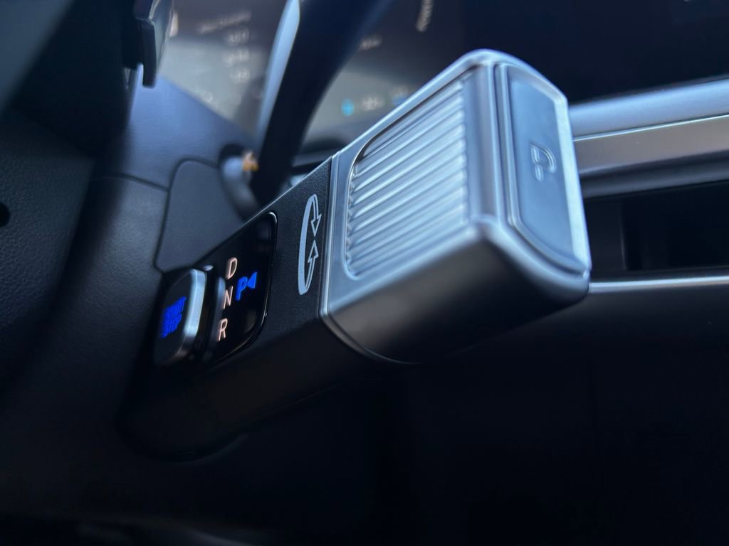New 2026 Hyundai Ioniq 9 SEL image 16