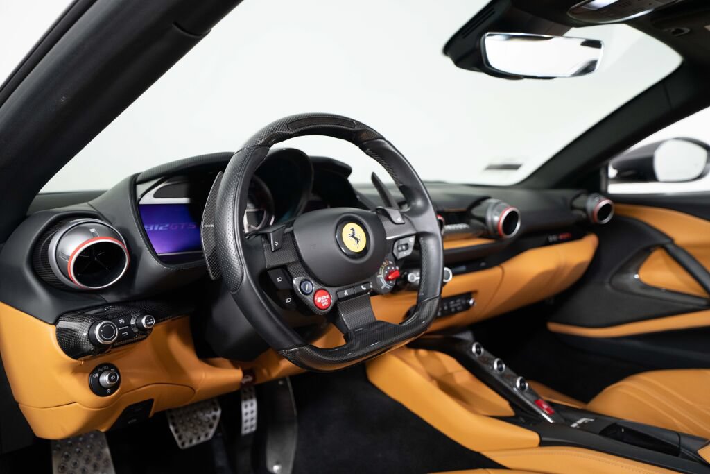 Used 2022 Ferrari 812 GTS RWD image 35