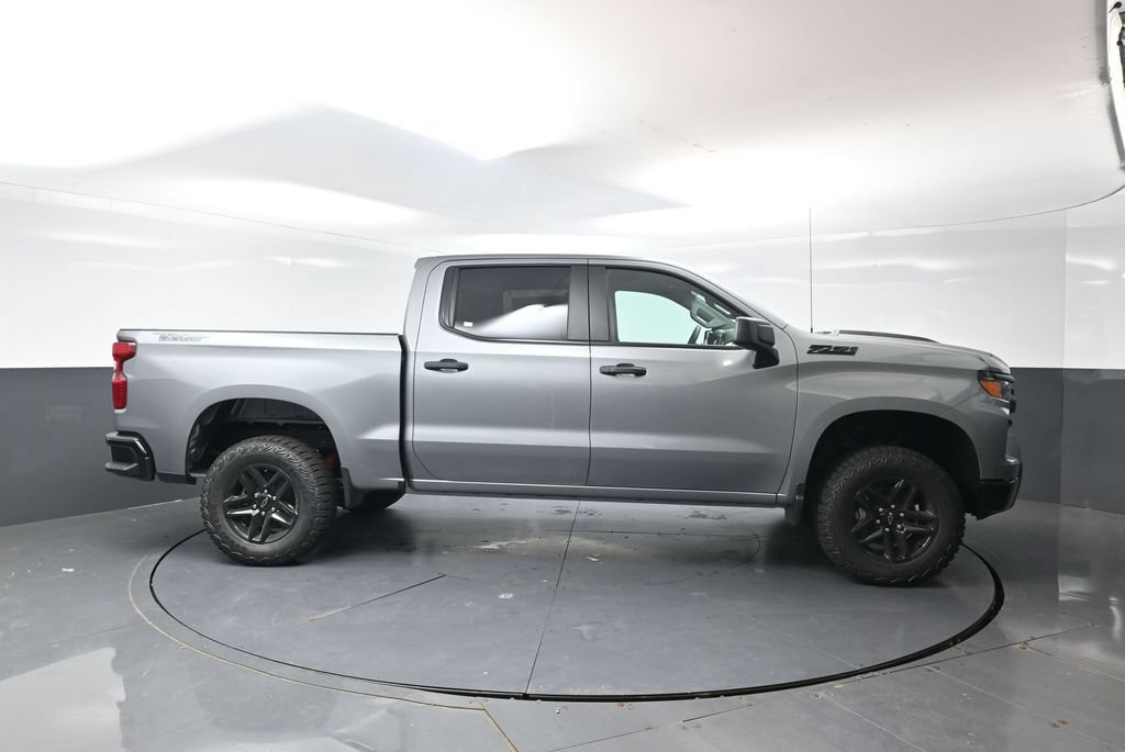 New 2026 Chevrolet Silverado 1500 Custom Trail Boss w/ Dark Appearance Package AWD/4WD image 3