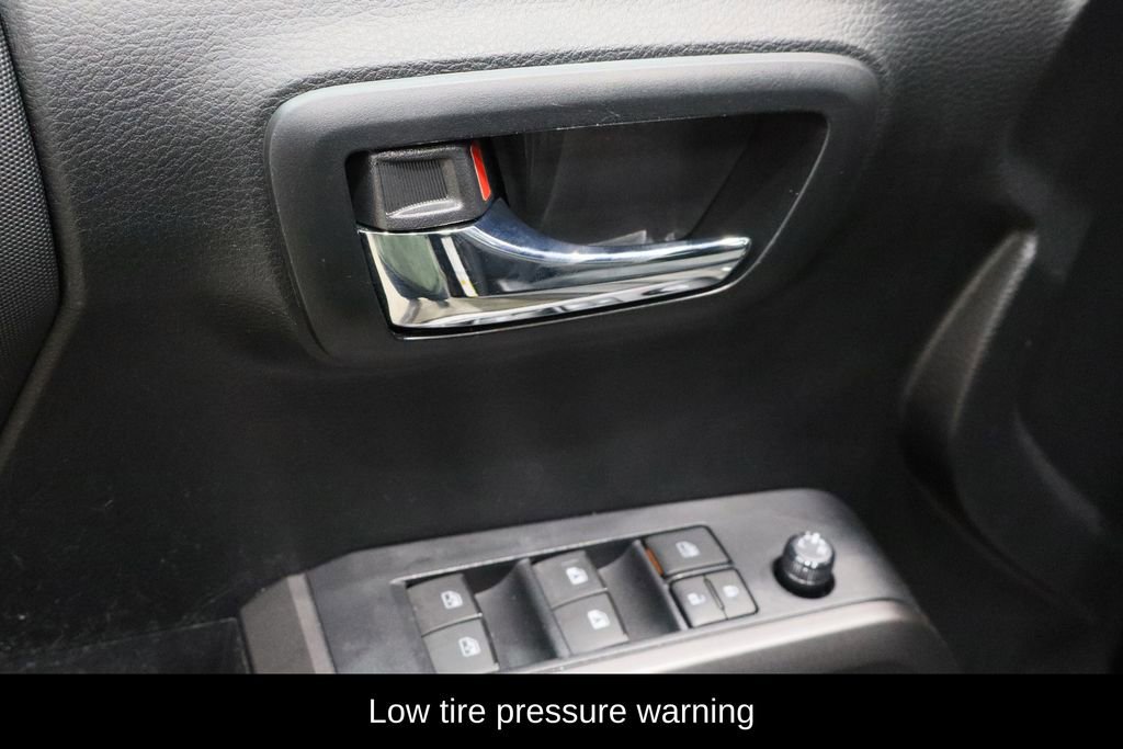 Used 2021 Toyota Tacoma TRD Off-Road w/ Technology Package image 18