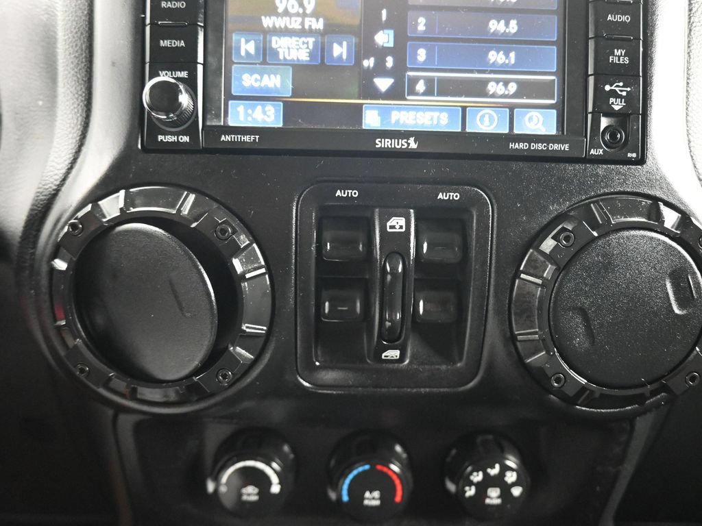 Used 2016 Jeep Wrangler Unlimited Sport AWD/4WD image 17