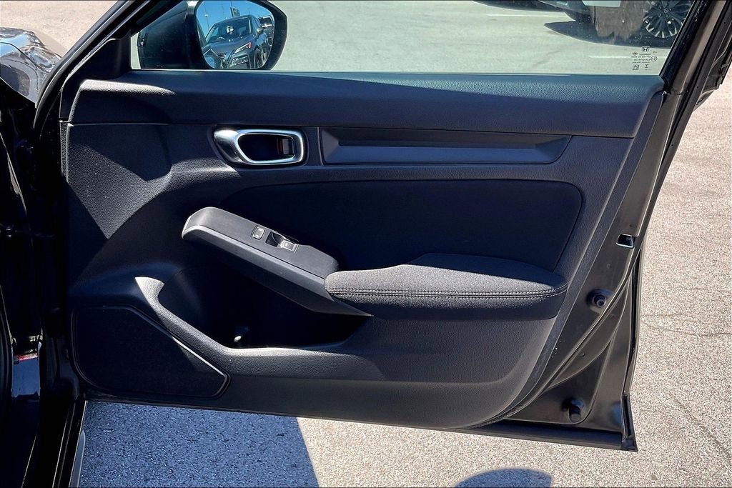 Used 2023 Honda Civic Sport image 25