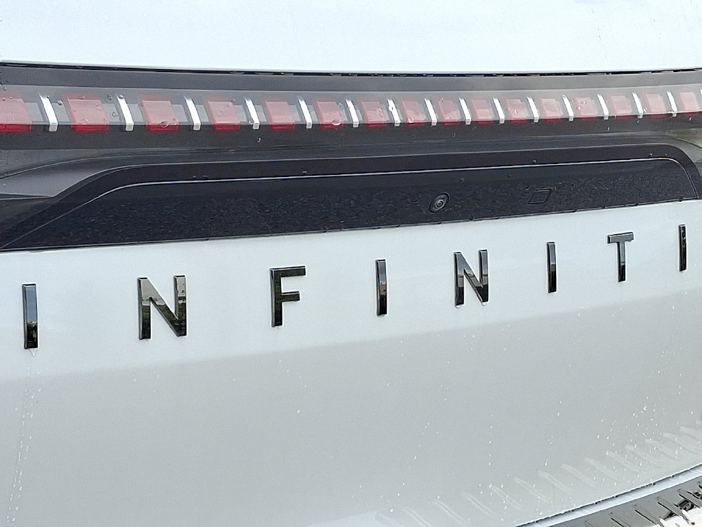 New 2027 INFINITI QX80 Sensory AWD/4WD image 23