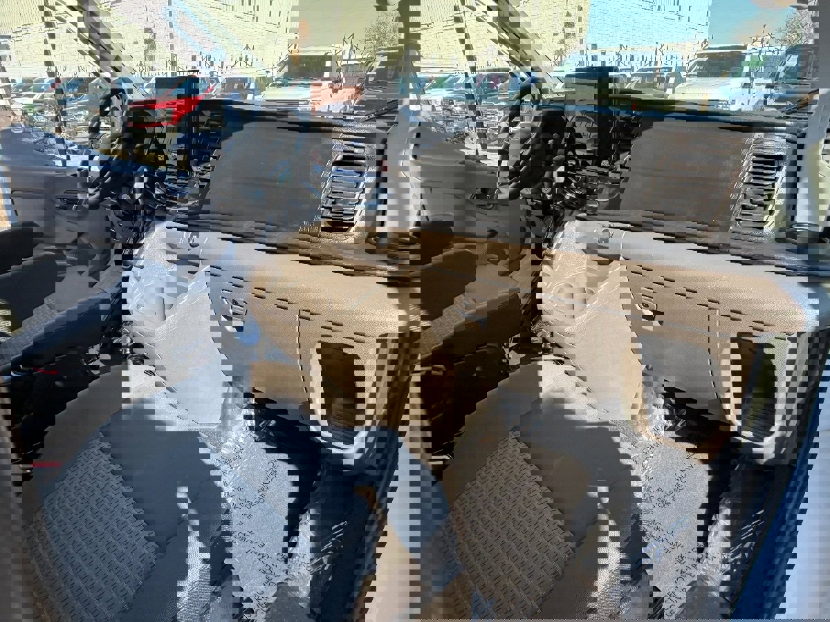 Used 2024 Ford Transit 350 XLT image 13