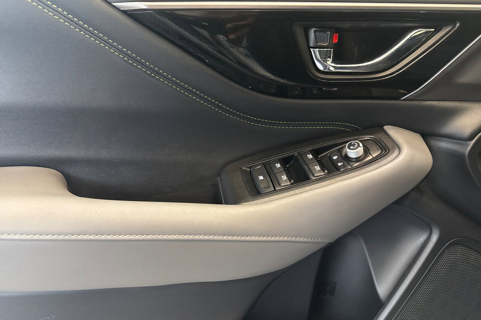 Certified 2025 Subaru Outback Onyx Edition image 10