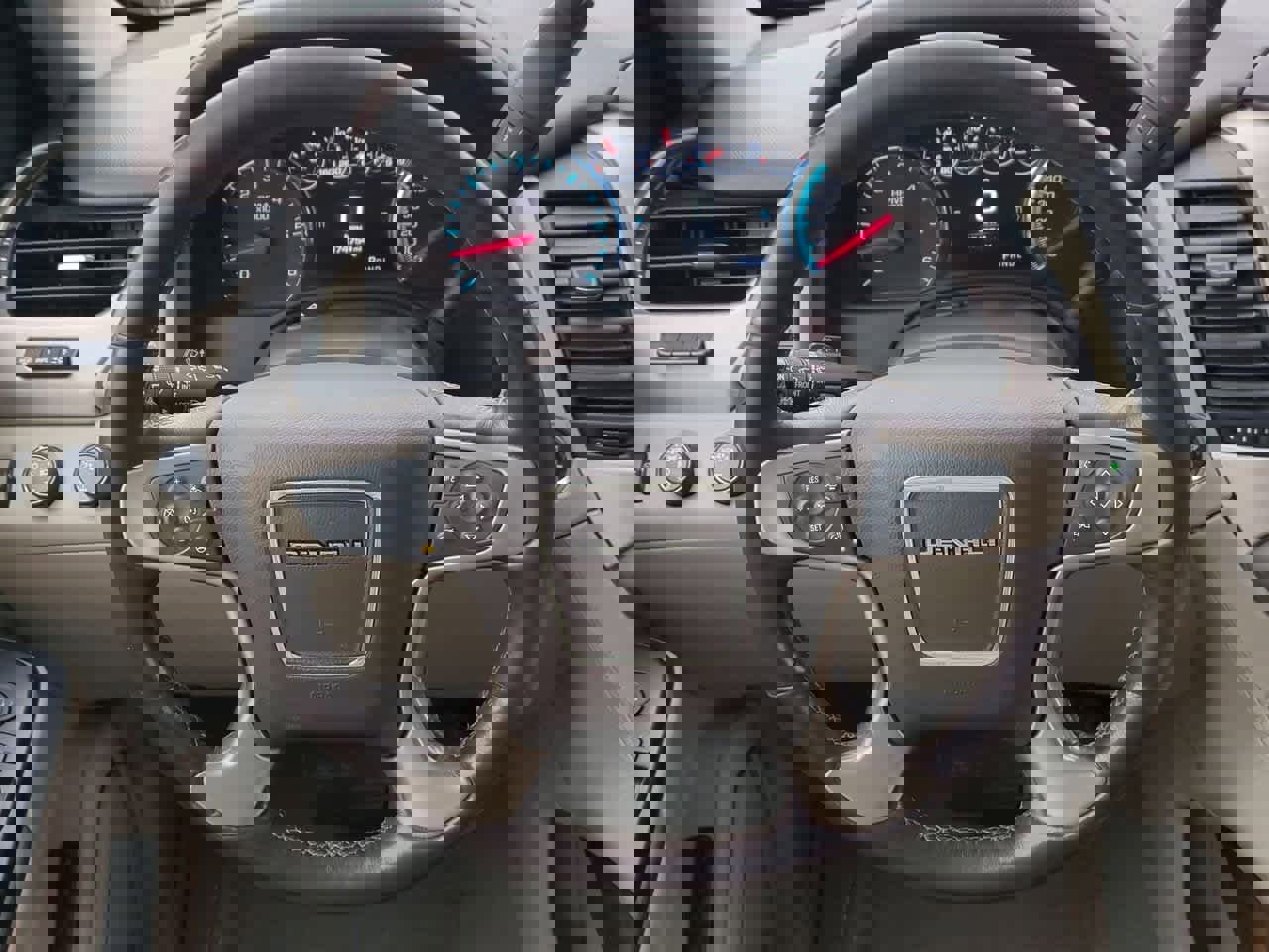 Used 2019 GMC Yukon XL Denali w/ Open Road Package image 24