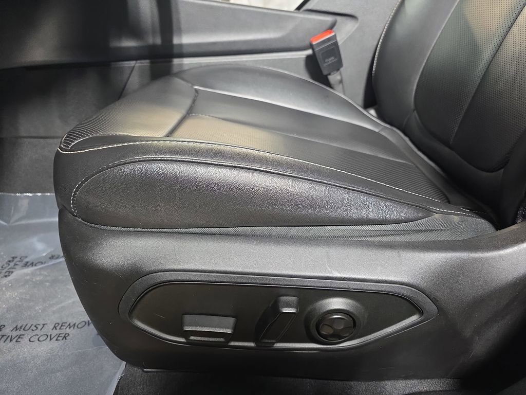 Used 2024 Jeep Grand Cherokee L Limited w/ Luxury Tech Group II image 33