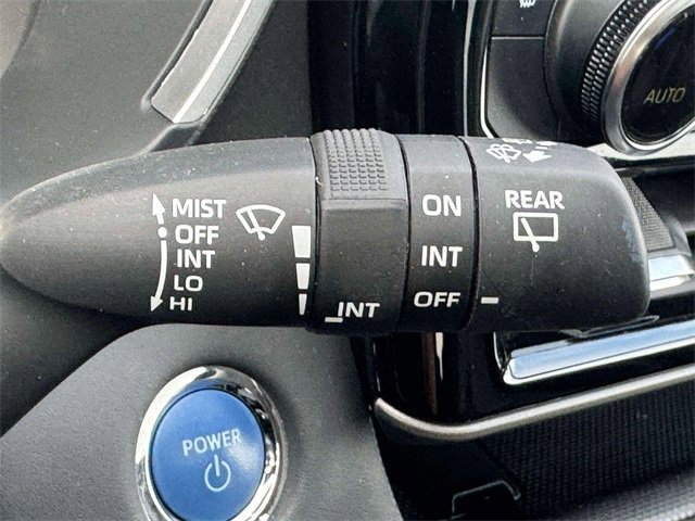 Used 2022 Toyota Highlander XLE image 24