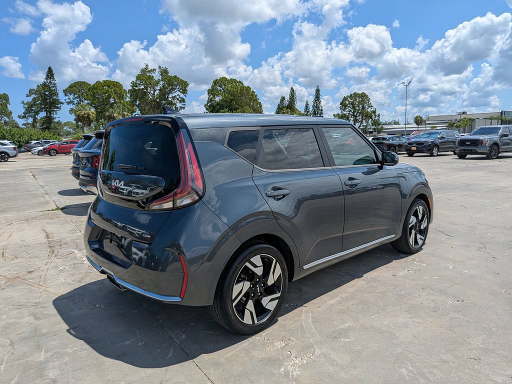 Certified 2023 Kia Soul GT-Line FWD image 8