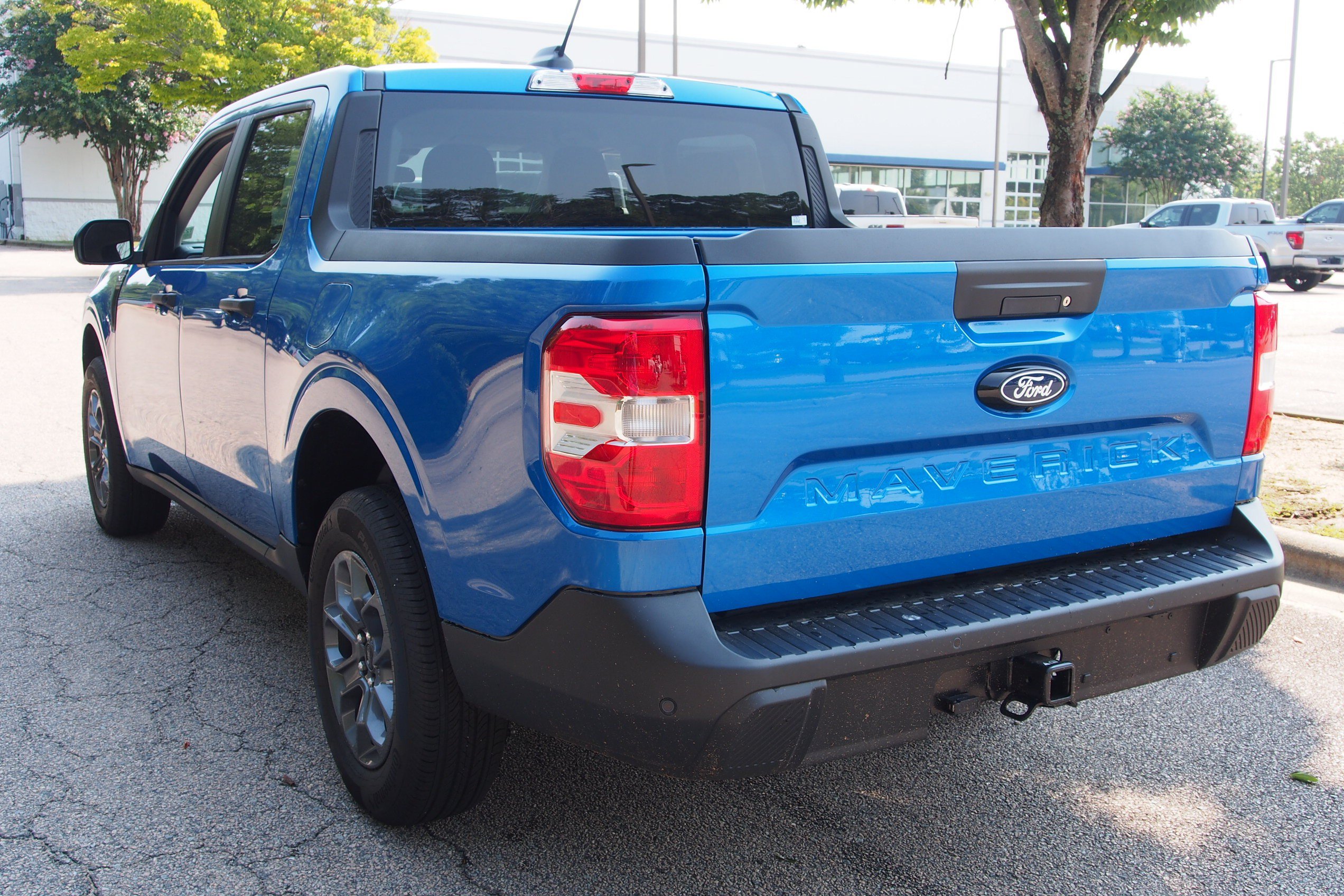 New 2026 Ford Maverick XLT w/ XLT Luxury Package FWD image 5