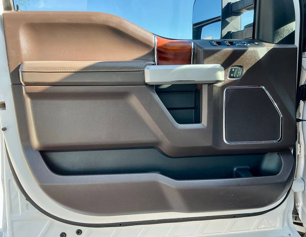 Used 2018 Ford F350 King Ranch w/ King Ranch Ultimate Package AWD/4WD image 43
