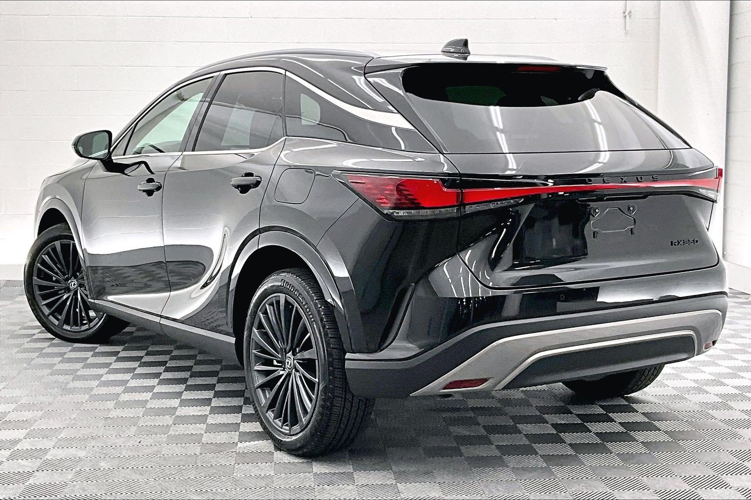 Used 2025 Lexus RX 350 Premium w/ Convenience Package FWD image 10