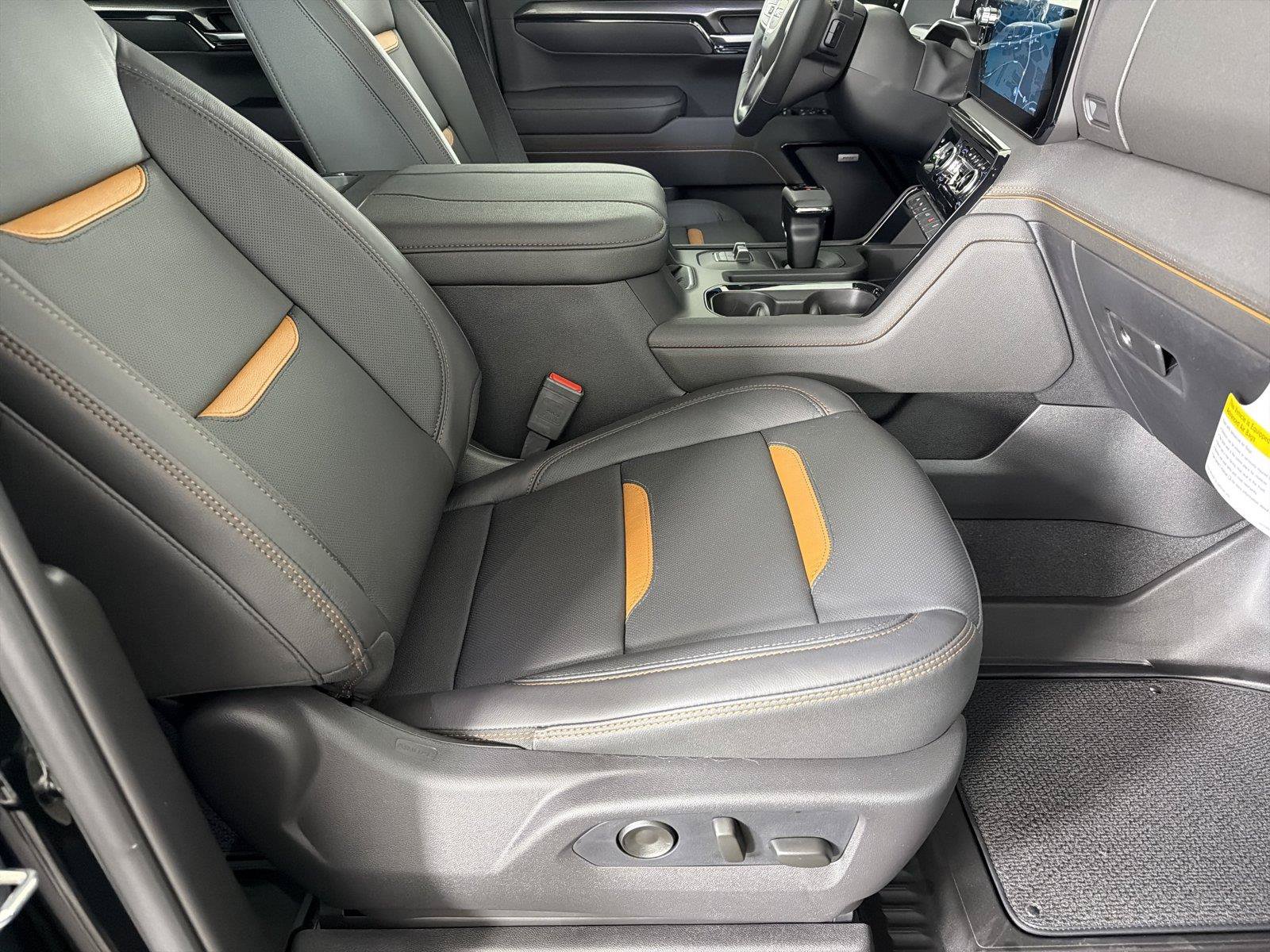 New 2026 GMC Sierra 1500 AT4 w/ AT4 Premium Package AWD/4WD image 11