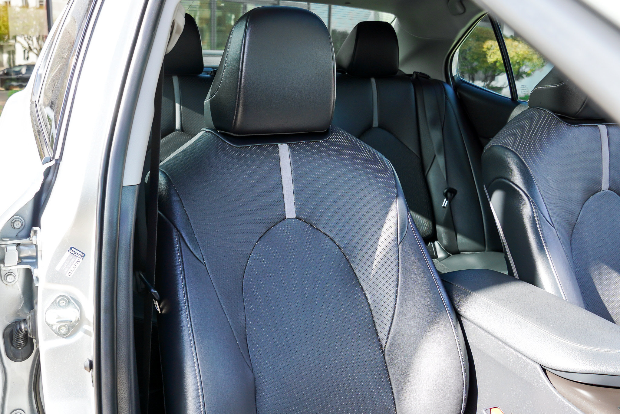 Used 2021 Toyota Camry XSE w/ Navigation Package FWD image 25