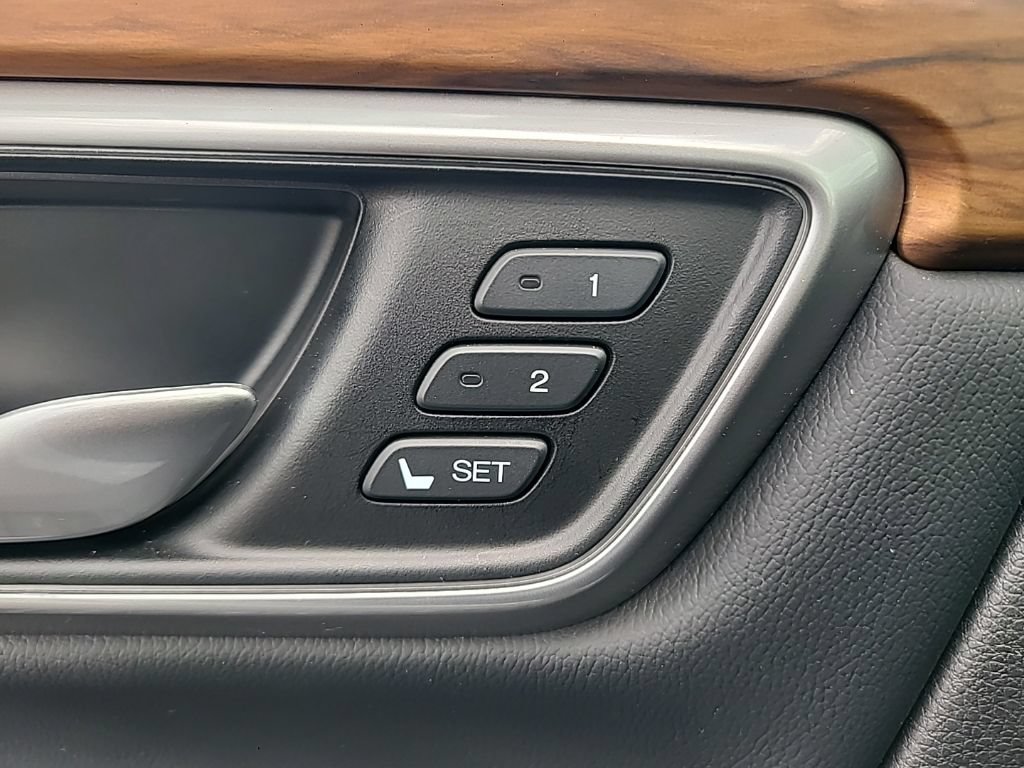 Used 2021 Honda CR-V Touring image 15