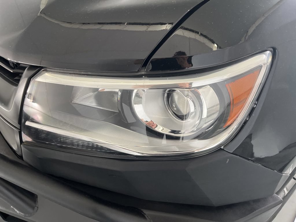 Used 2018 Chevrolet Colorado Z71 AWD/4WD image 28