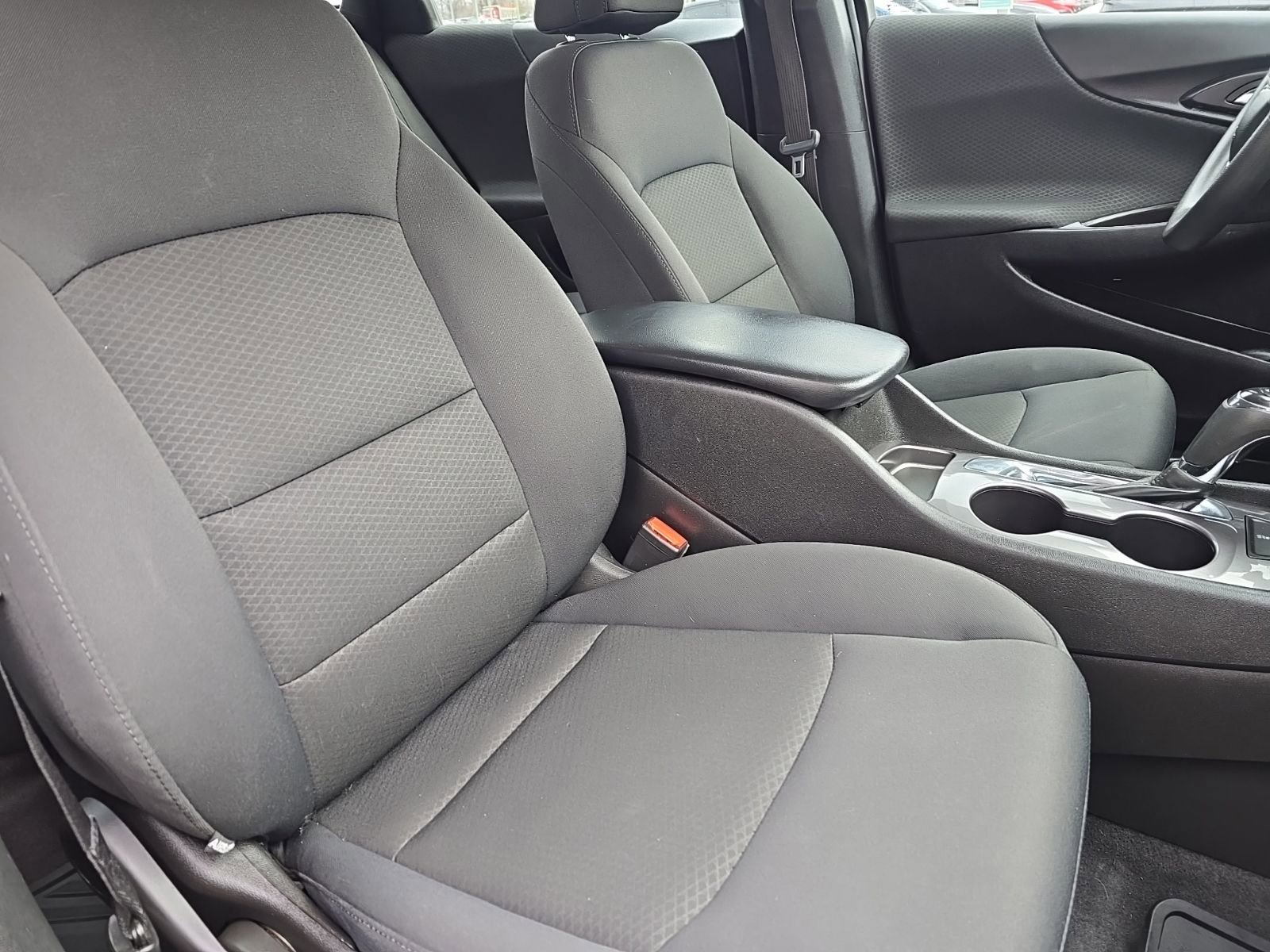 Used 2017 Chevrolet Malibu LS image 18