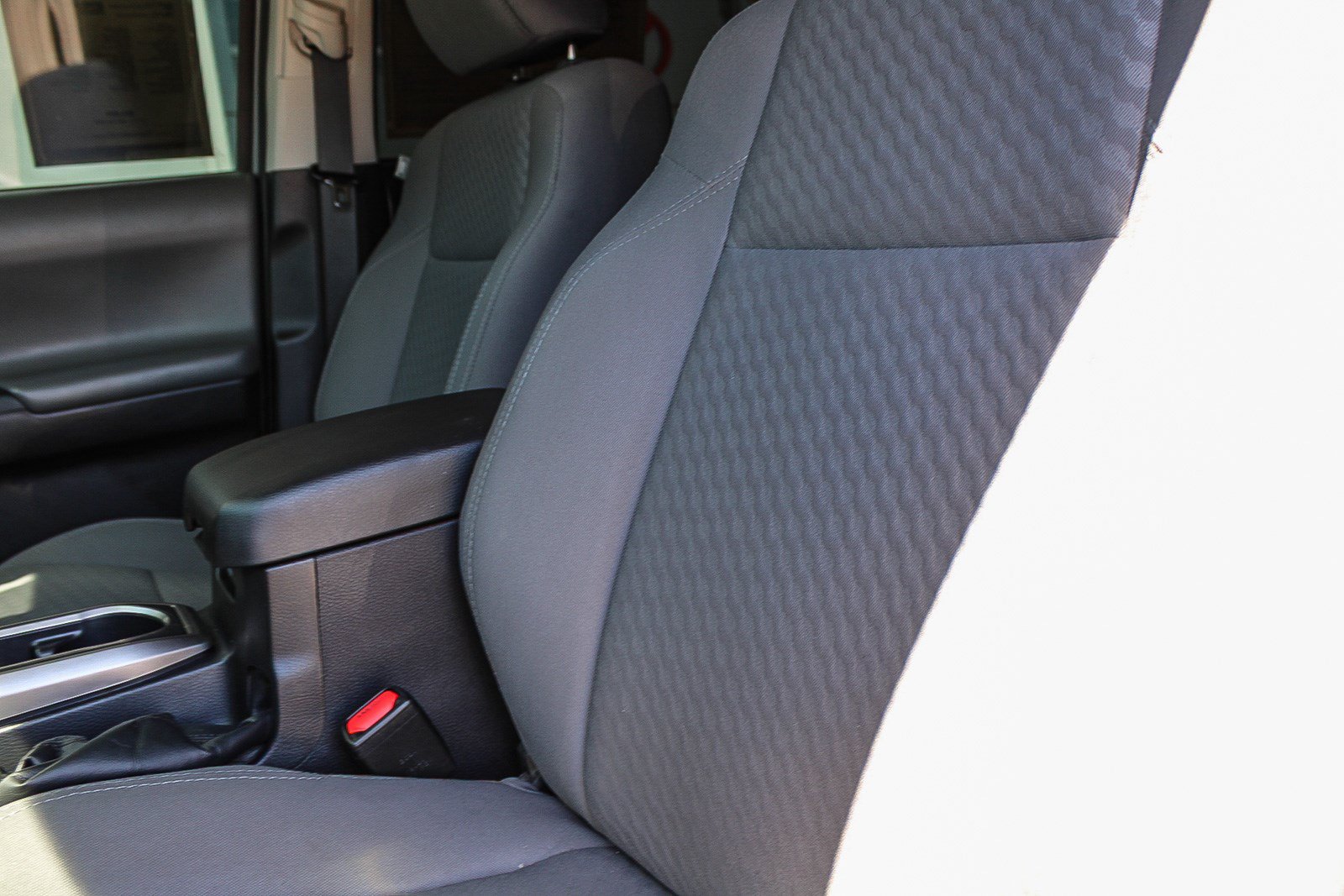 Used 2021 Toyota Tacoma SR5 RWD image 24