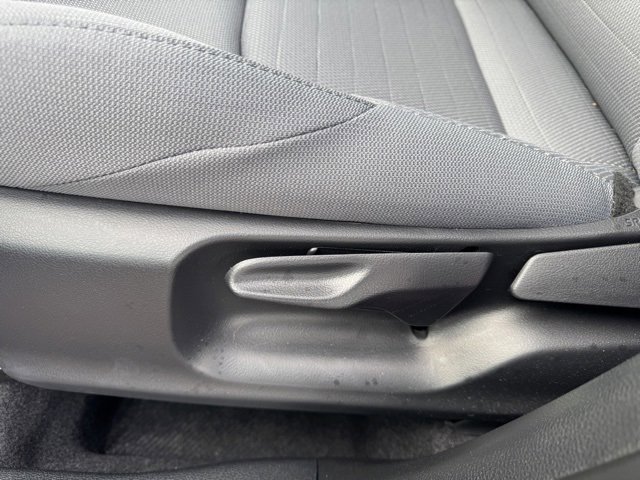 Certified 2026 Toyota Corolla Cross SE image 18