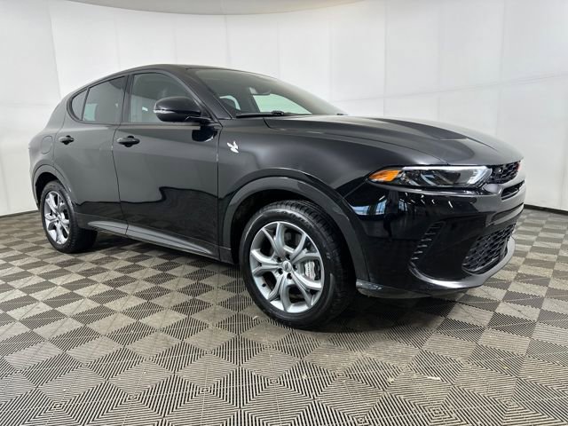 Used 2024 Dodge Hornet R/T image 2