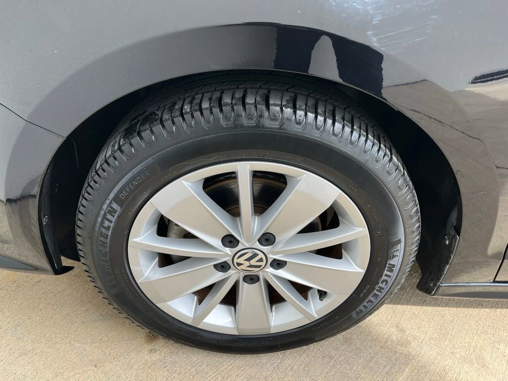 Used 2016 Volkswagen Jetta SE FWD image 8