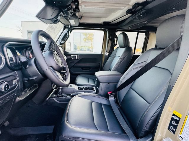 New 2026 Jeep Wrangler Unlimited Rubicon AWD/4WD image 13