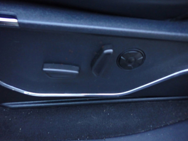 Used 2024 Ford F350 Platinum w/ Tremor Off-Road Package image 24