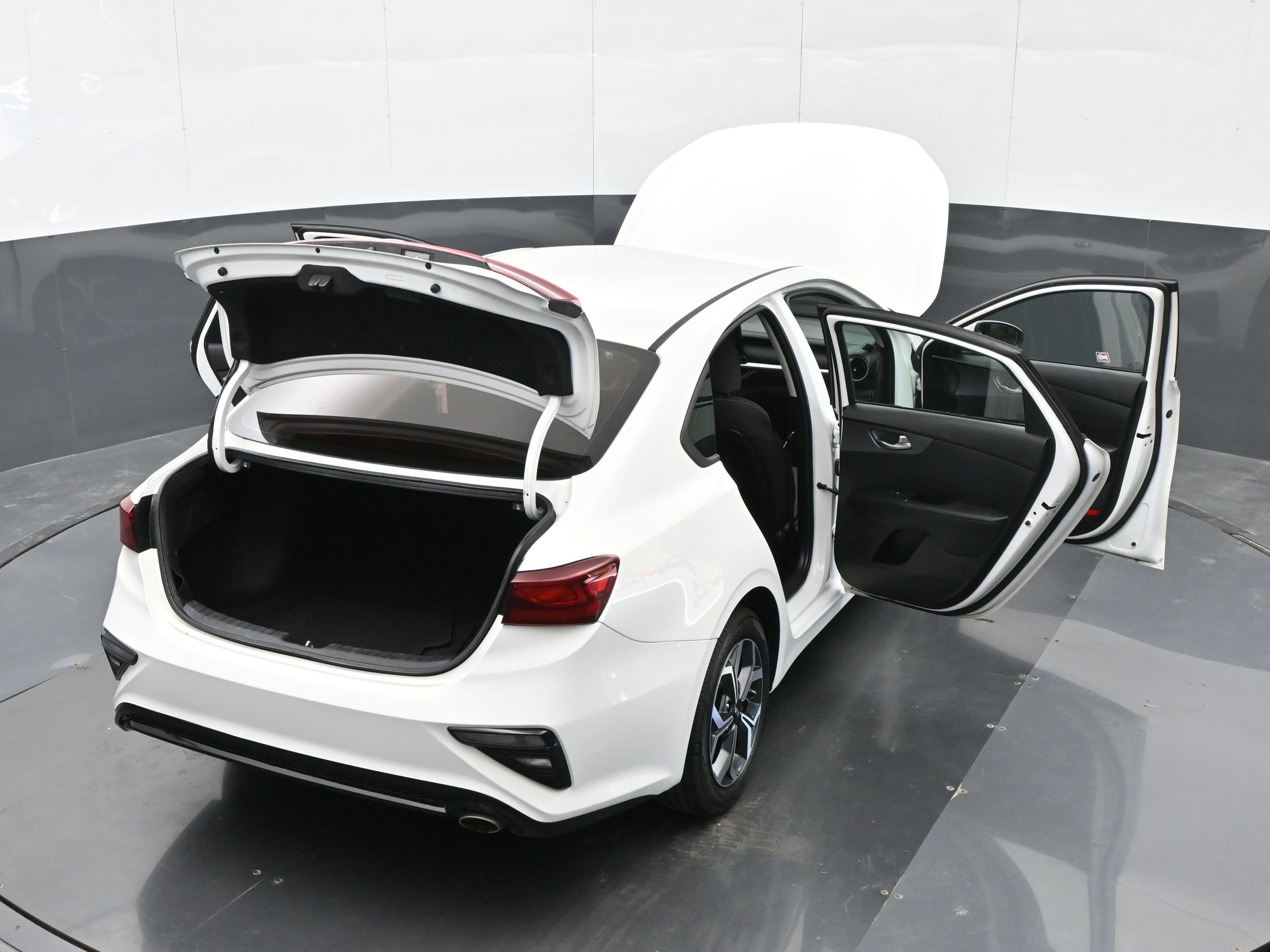 Used 2020 Kia Forte LXS FWD image 46