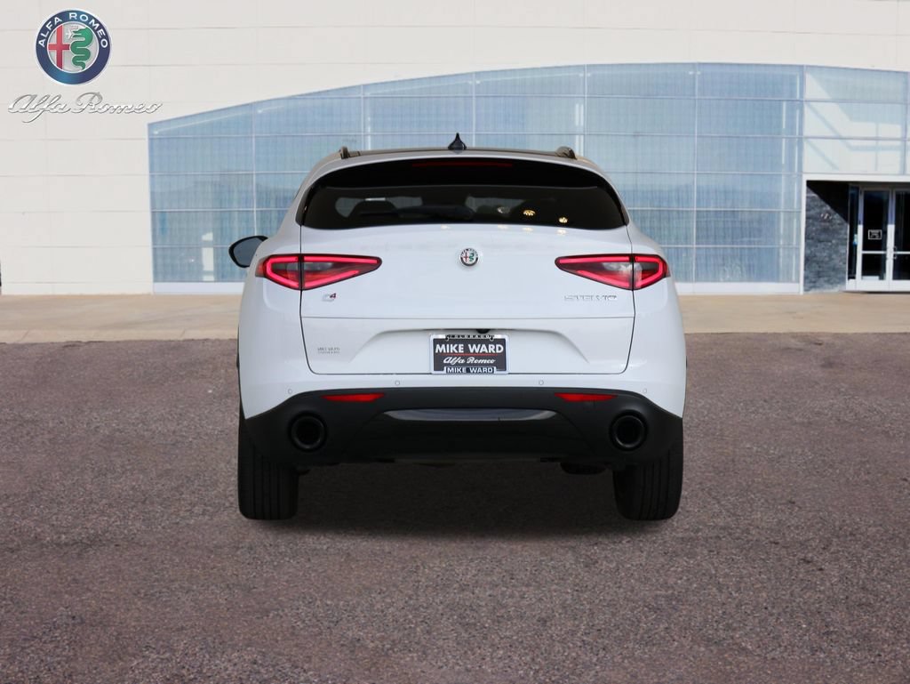 Used 2023 Alfa Romeo Stelvio Sprint AWD/4WD image 53