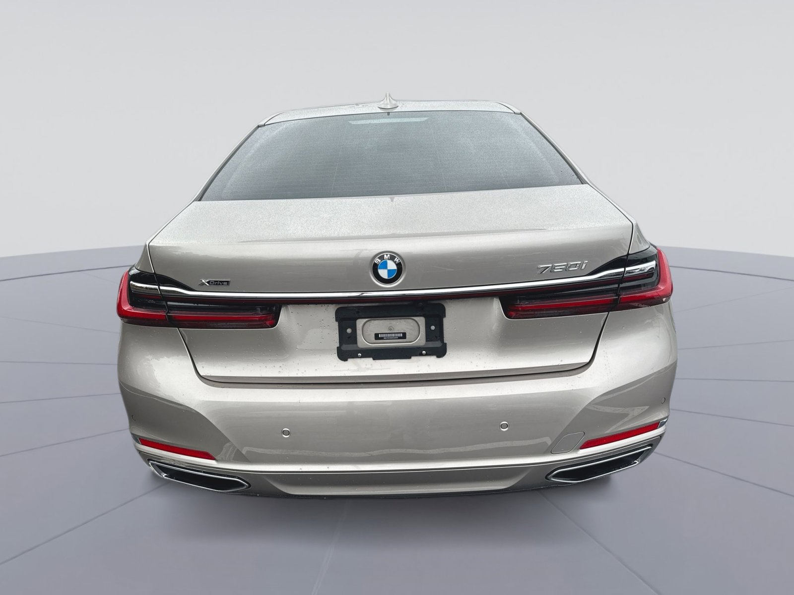 Used 2021 BMW 750i xDrive w/ Executive Package image 30