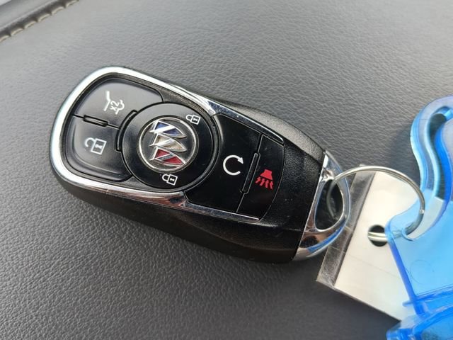 Used 2024 Buick Enclave Premium image 32