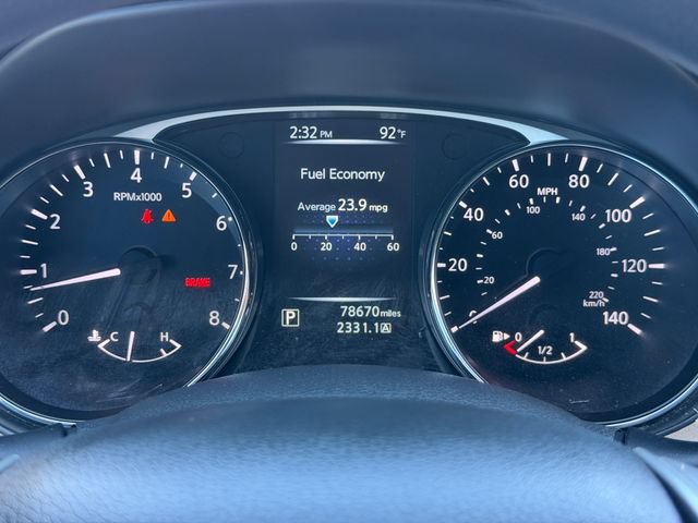 Used 2016 Nissan Rogue S FWD image 11