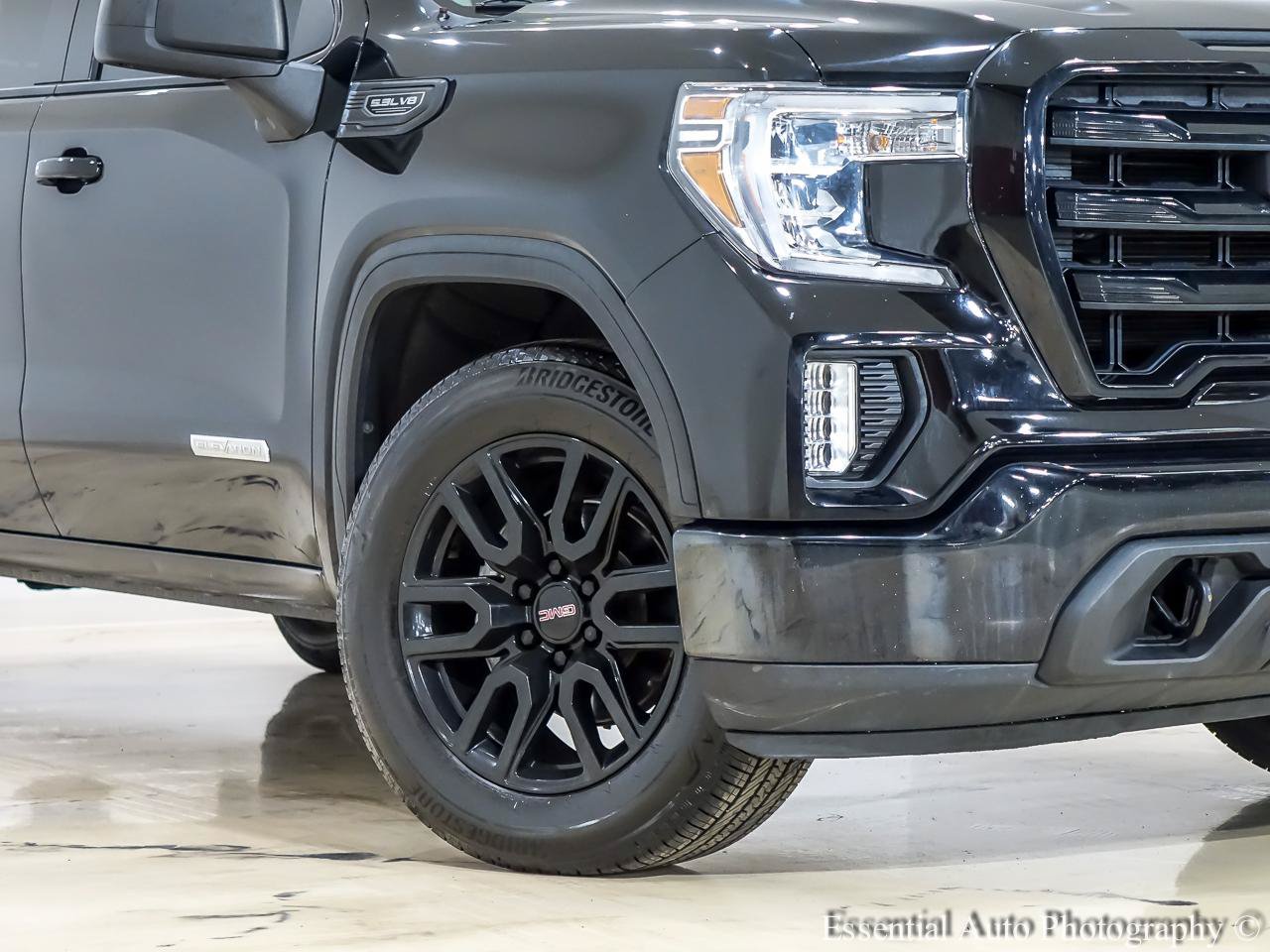 Used 2021 GMC Sierra 1500 Elevation RWD image 3