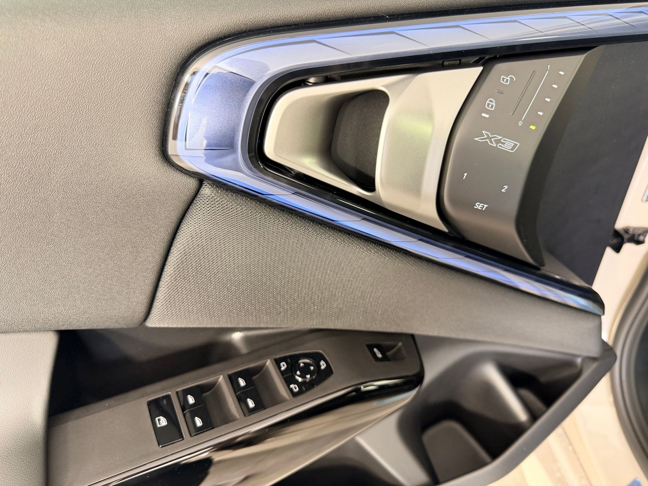 New 2026 BMW X3 xDrive30 w/ M Sport Package AWD/4WD image 12