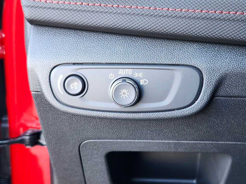 New 2026 Chevrolet TrailBlazer RS w/ Convenience Package image 21