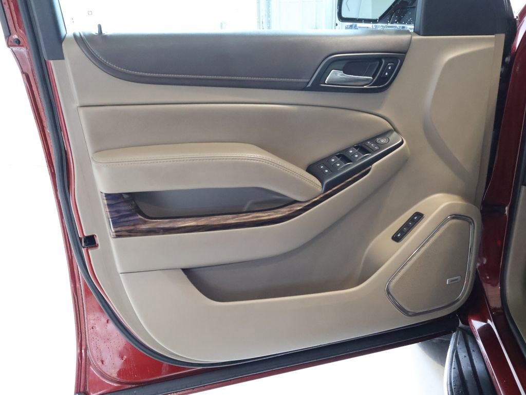 Used 2018 GMC Yukon SLT w/ Open Road Package image 12