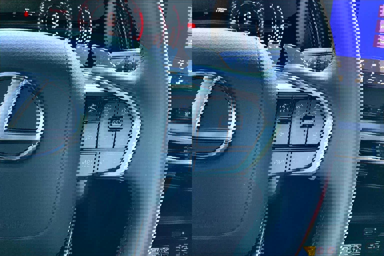 Used 2024 Lexus RX 350 w/ Technology Package image 23