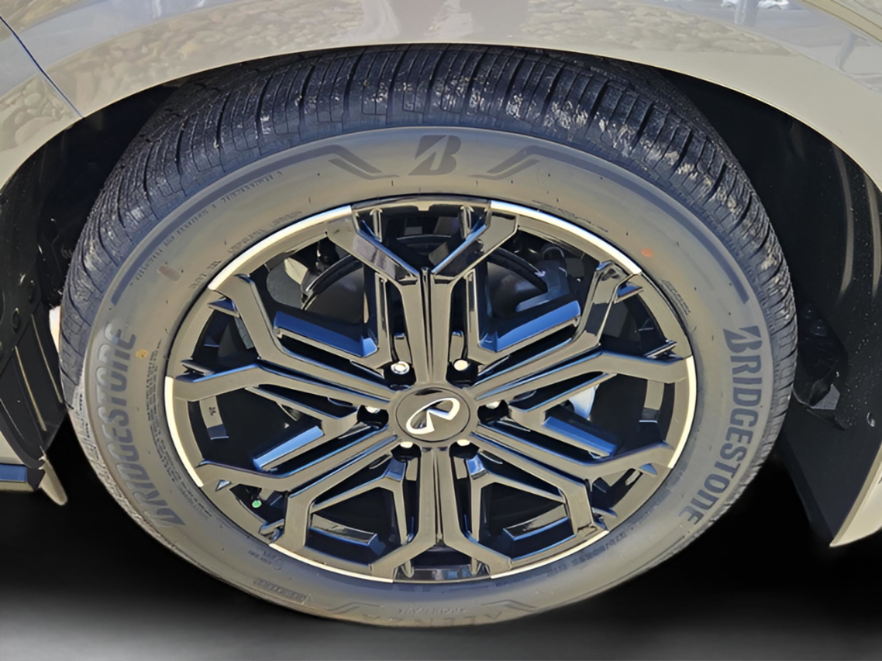 New 2026 INFINITI QX80 4WD w/ Sport Exterior Package image 10