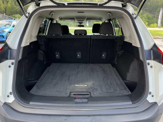Used 2023 Nissan Rogue S AWD/4WD image 18