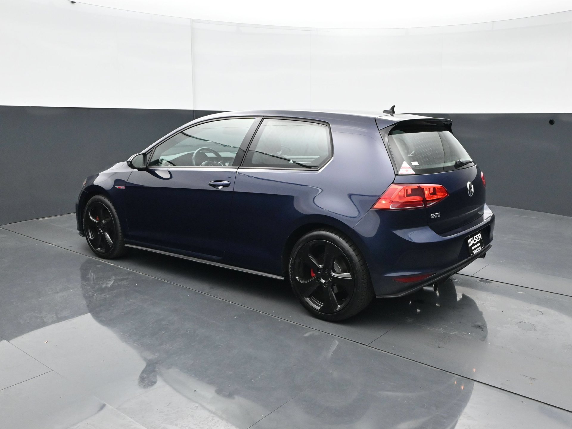 Used 2016 Volkswagen GTI S FWD image 4