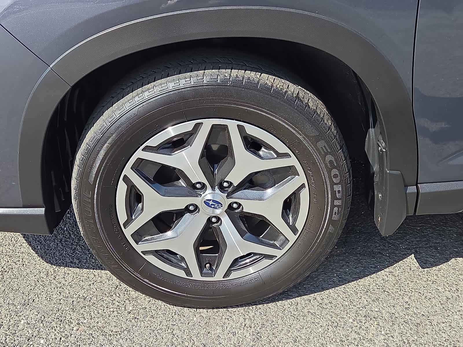 Used 2023 Subaru Forester Premium AWD/4WD image 9