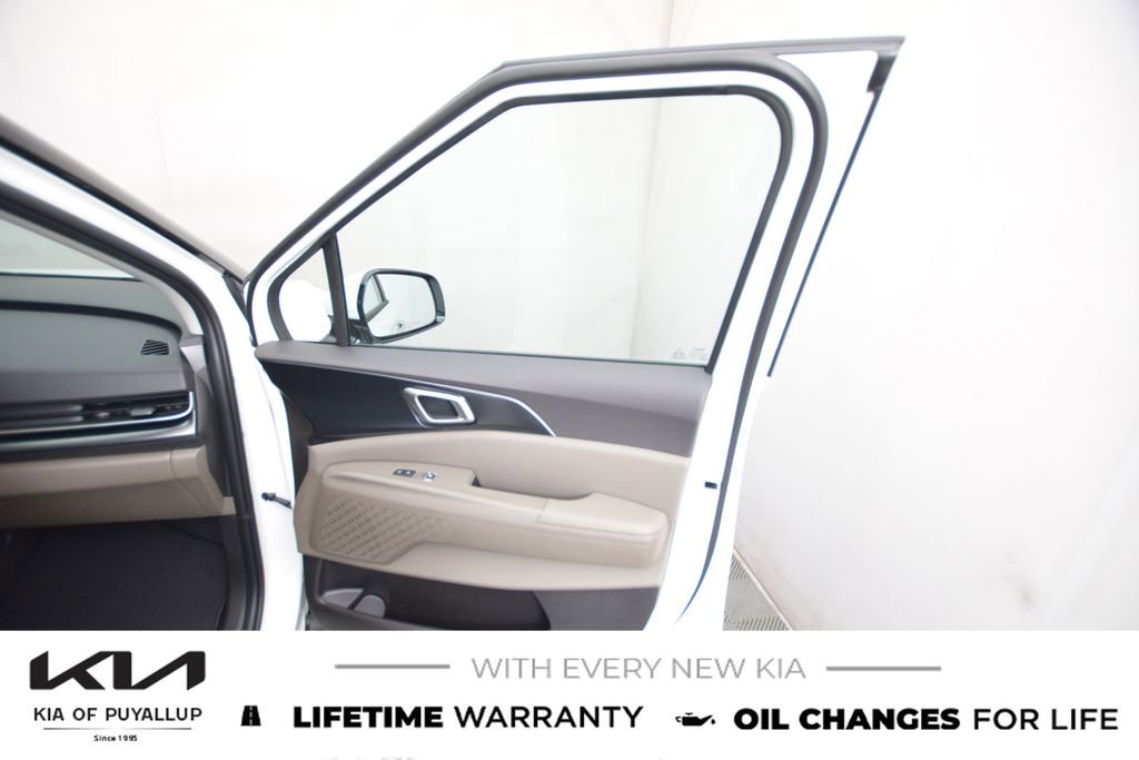 New 2026 Kia Carnival LXS image 15