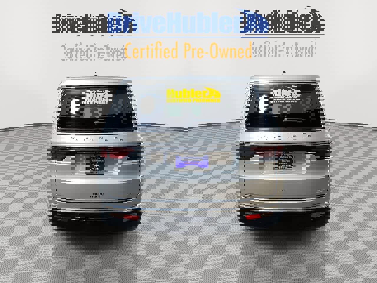 Used 2024 Jeep Wagoneer L Series III w/ Flexible Seating Group image 3