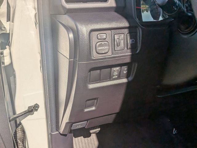 Used 2023 Toyota 4Runner TRD Off-Road Premium w/ Moonroof Package AWD/4WD image 15