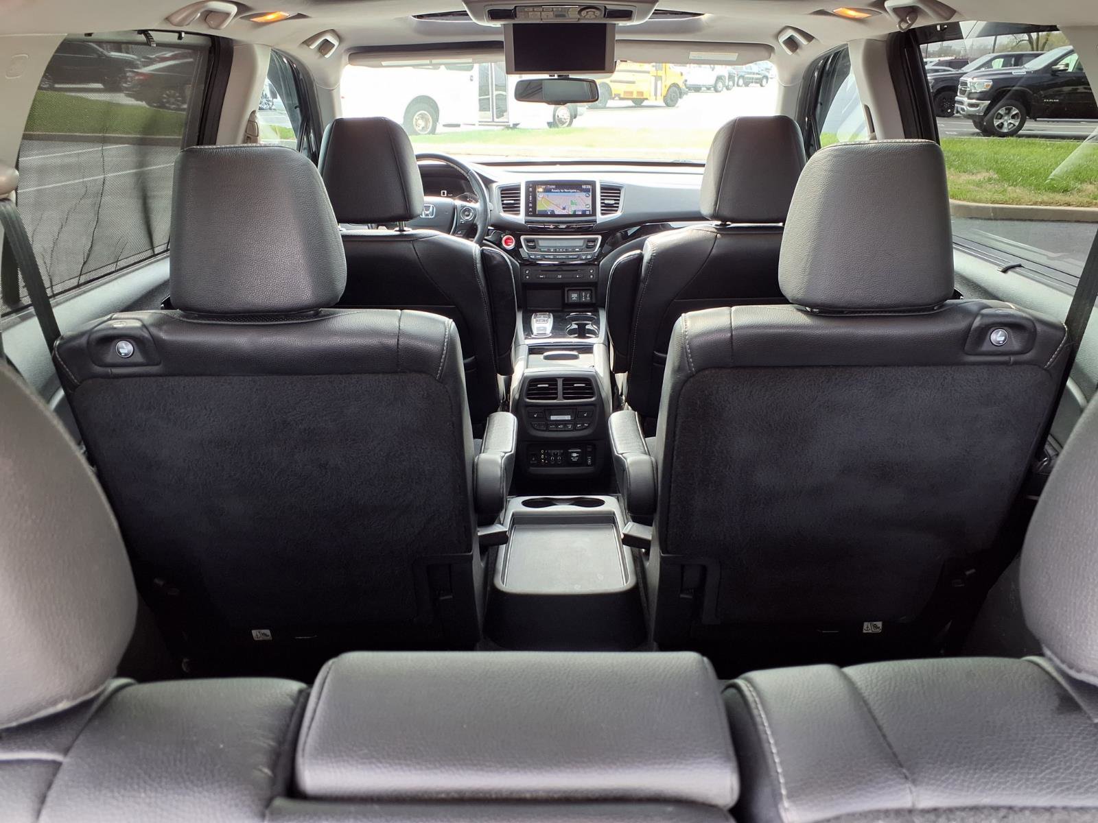 Used 2017 Honda Pilot Elite image 33