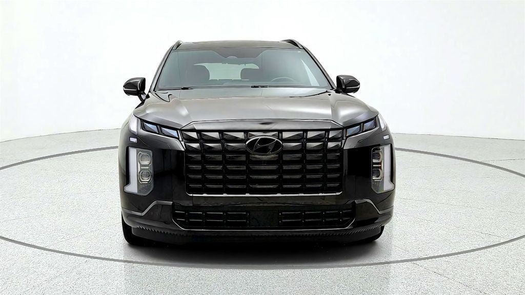 Used 2024 Hyundai Palisade Calligraphy AWD/4WD image 2